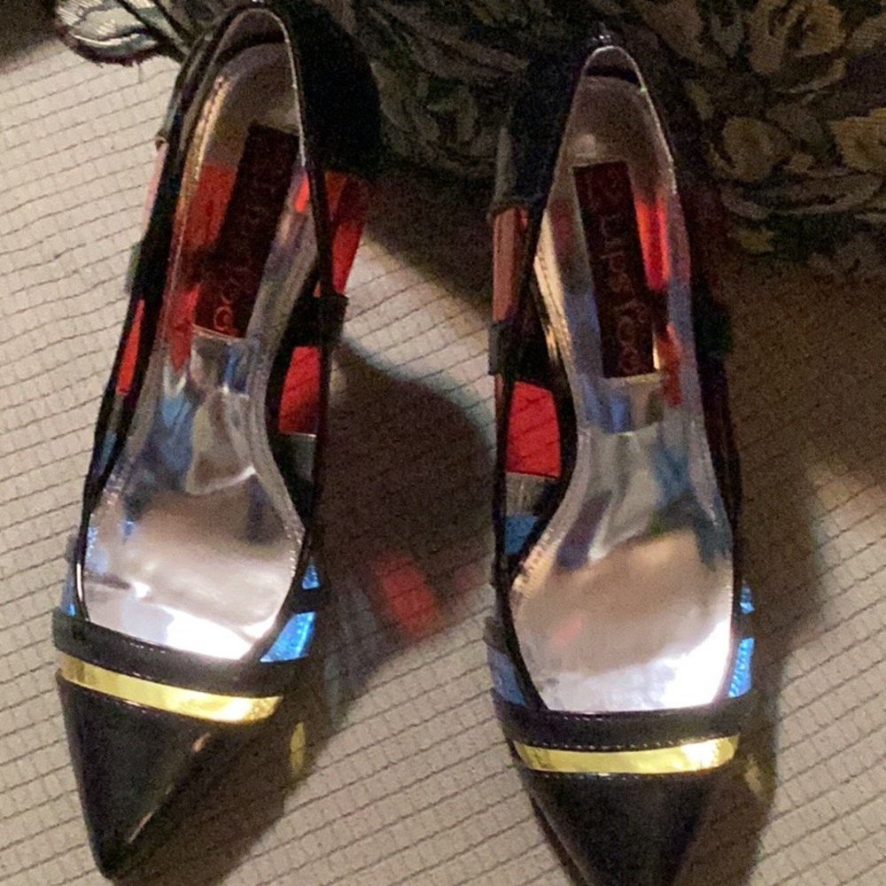 2 Lips Too Black and Gold Heels for Formal Occasions